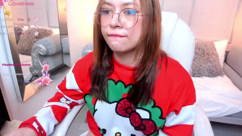 Lanna online show from 12/26/24, 03:20