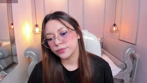 Lanna online show from 10/01/25, 11:49