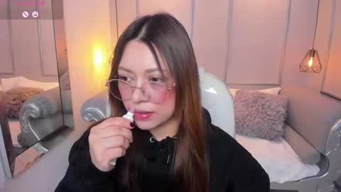 Lanna online show from 10/08/25, 11:41