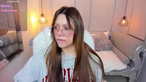 Lanna online show from 10/24/25, 11:50