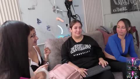 Snapshot of lanna_as chatting on 11/28/25, 02:42 lanna_as online show from 11/28/25, 02:42