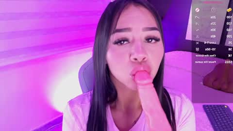 lanna_as online show from 06/17/26, 02:14