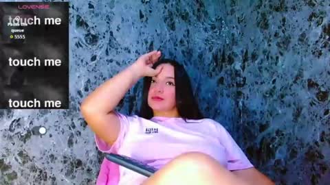 Lanna online show from 08/04/26, 01:57