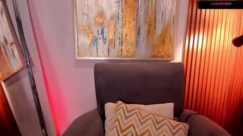 Tiana online show from 02/11/25, 12:06