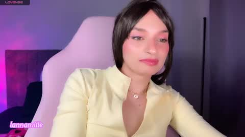 Camila online show from 06/18/26, 09:19