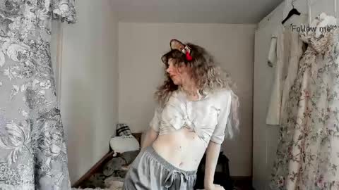 Snapshot of lanshan_classy chatting on 06/09/26, 08:04 lanshan_classy online show from 06/09/26, 08:04
