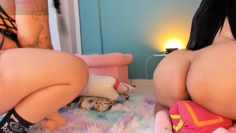 lapeligrosa_ online show from 09/13/25, 11:43