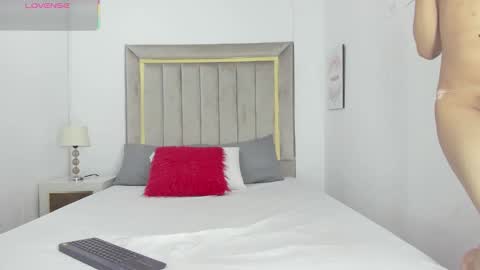 Julian online show from 10/11/25, 07:12