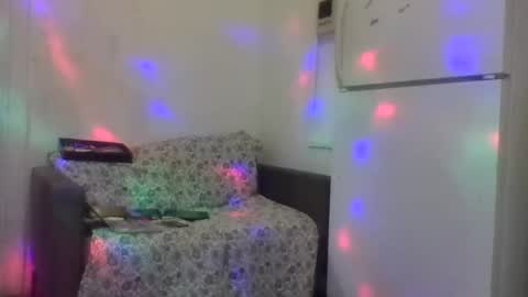 Lapuzzycat201923 online show from 01/11/25, 06:23