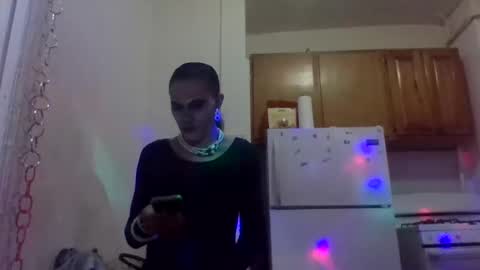 Lapuzzycat201923 online show from 01/16/25, 10:10