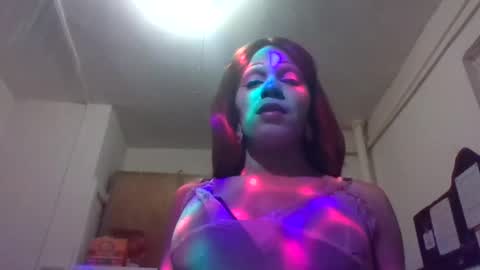 Lapuzzycat201923 online show from 02/05/25, 11:23