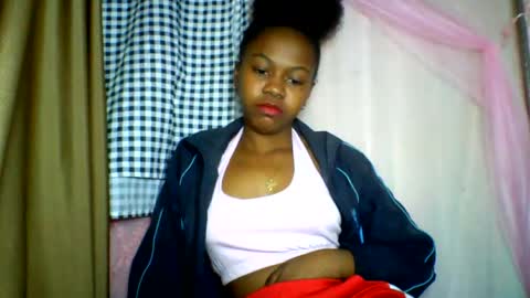 lara_belle online show from 06/13/26, 08:18
