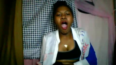 lara_belle online show from 07/17/26, 12:50