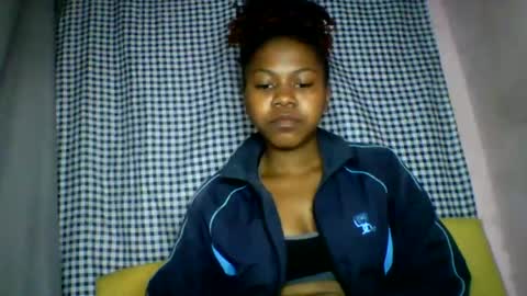 lara_belle online show from 07/28/26, 06:31