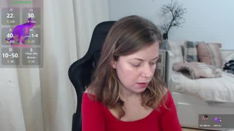 Snapshot of lara_c_rau chatting on 11/29/25, 07:50 Lara online show from 11/29/25, 07:50