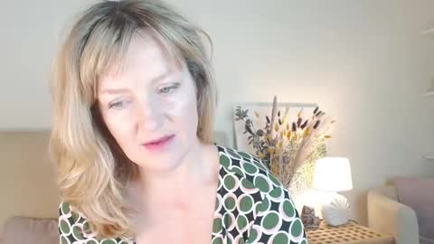 Snapshot of lara_fisher chatting on 01/31/26, 07:11 lara_fisher online show from 01/31/26, 07:11