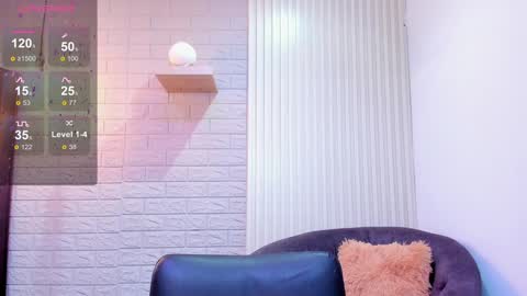     700  200   online show from 12/27/24, 03:04