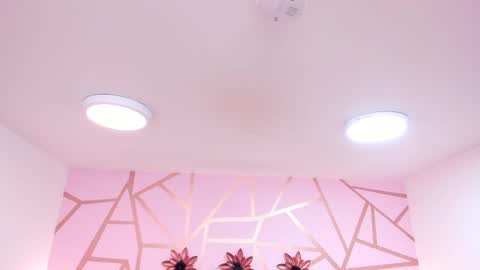 lara online show from 10/26/25, 02:39