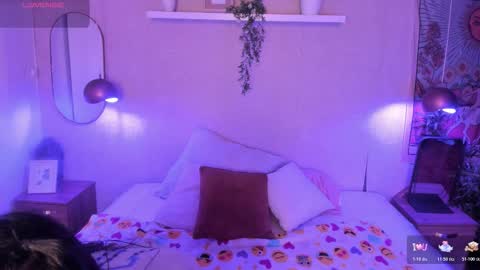 Snapshot of laraa_rouss_ chatting on 12/02/25, 03:45 laraa rouss online show from 12/02/25, 03:45