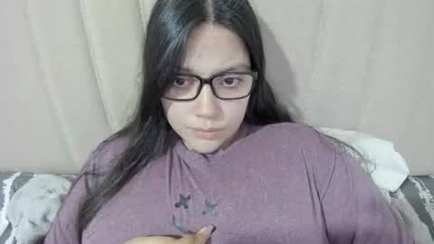 lara online show from 02/09/25, 12:17