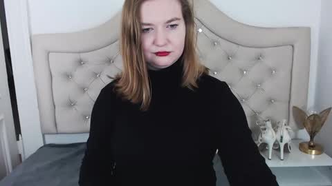 Snapshot of laraflirt chatting on 01/08/25, 01:11 LaraFlirt online show from 01/08/25, 01:11