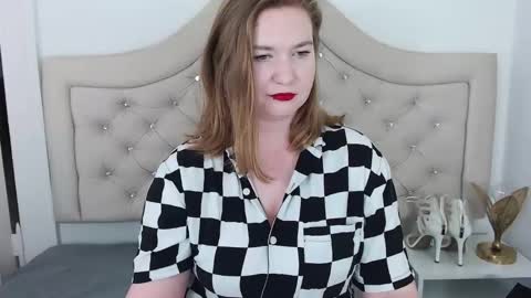 Snapshot of laraflirt chatting on 01/25/25, 01:10 LaraFlirt online show from 01/25/25, 01:10