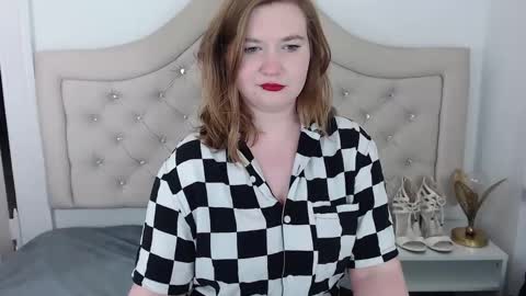 Snapshot of laraflirt chatting on 01/31/25, 10:31 LaraFlirt online show from 01/31/25, 10:31