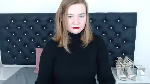 Snapshot of laraflirt chatting on 02/12/25, 07:56 LaraFlirt online show from 02/12/25, 07:56