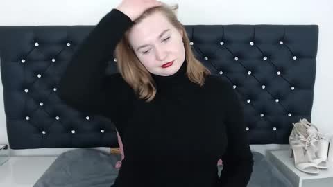 Snapshot of laraflirt chatting on 03/06/25, 03:13 LaraFlirt online show from 03/06/25, 03:13