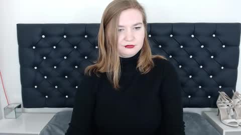 Snapshot of laraflirt chatting on 03/07/25, 01:09 LaraFlirt online show from 03/07/25, 01:09