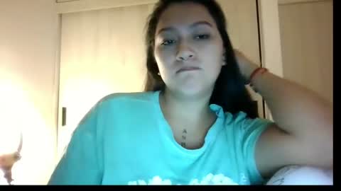 LaraJean online show from 07/28/26, 02:51