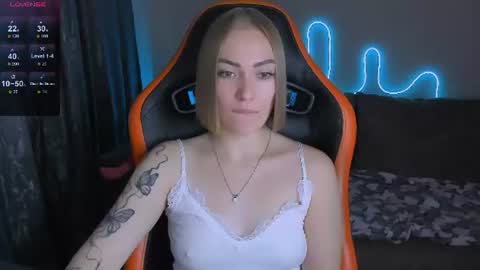 LaraKrein lk online show from 07/19/26, 03:49