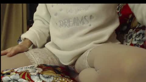 laralhotr online show from 01/02/25, 05:50