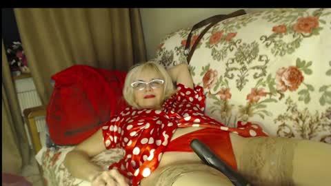 laralhotr online show from 01/03/25, 09:15