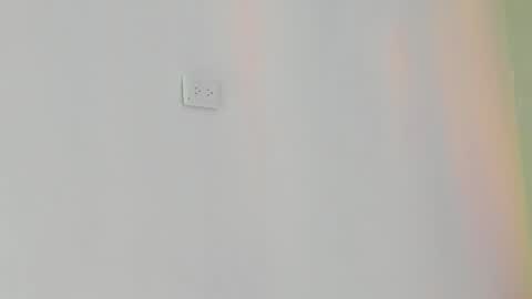 Laura online show from 06/11/26, 08:51
