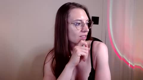 larawintersxxx online show from 06/09/26, 11:27