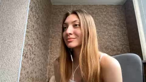 Eva online show from 06/08/26, 07:09