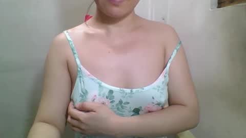 Snapshot of laricemsbest chatting on 02/12/26, 04:35 Larice online show from 02/12/26, 04:35