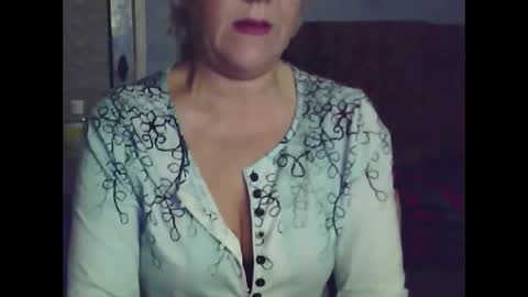 larisaq4ugo24 online show from 12/23/24, 08:44