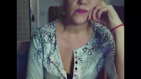 larisaq4ugo24 online show from 12/23/24, 04:39