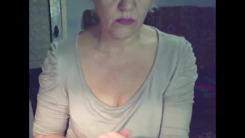 larisaq4ugo24 online show from 01/03/25, 02:51