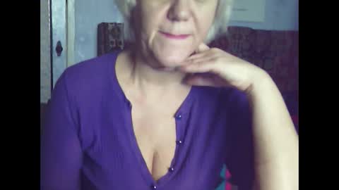 larisaq4ugo24 online show from 01/09/25, 09:48