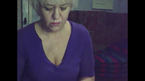 larisaq4ugo24 online show from 01/09/25, 07:50