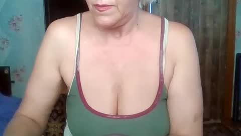 larisaq4ugo24 online show from 07/27/26, 06:53