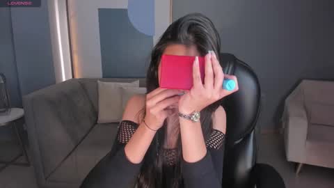 Snapshot of larisasmirnov chatting on 11/22/25, 03:38 Larisa Smirnov online show from 11/22/25, 03:38