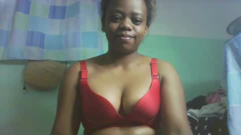 larissa645771 online show from 11/16/25, 09:26