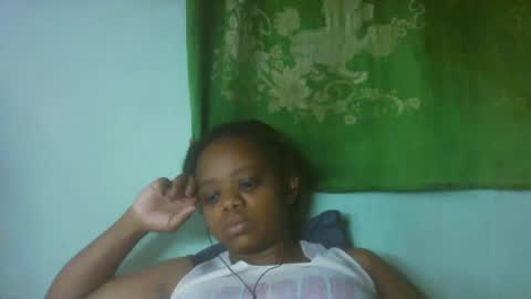Snapshot of larissa645771 chatting on 02/23/26, 06:05 larissa645771 online show from 02/23/26, 06:05