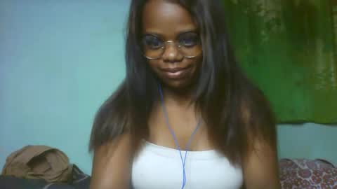 Snapshot of larissa645771 chatting on 02/28/26, 03:51 larissa645771 online show from 02/28/26, 03:51