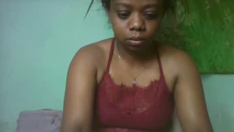 Snapshot of larissa645771 chatting on 03/25/26, 05:57 larissa645771 online show from 03/25/26, 05:57