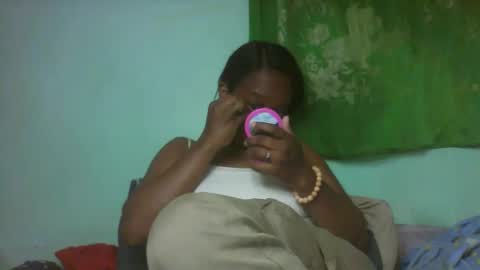 Snapshot of larissa645771 chatting on 03/26/26, 07:25 larissa645771 online show from 03/26/26, 07:25